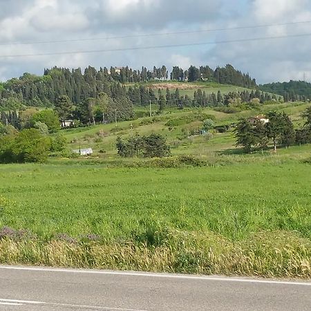 Il Nido Lägenhet Pontedera Exteriör bild