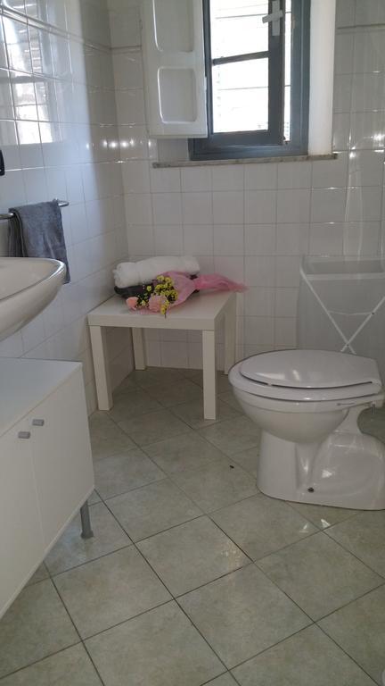 Il Nido Lägenhet Pontedera Exteriör bild